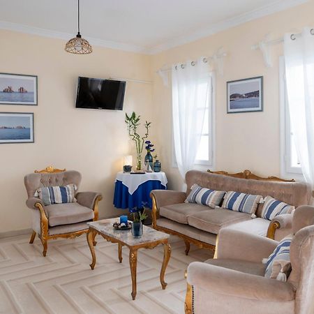 Ayeri Hotel Парос Екстериор снимка