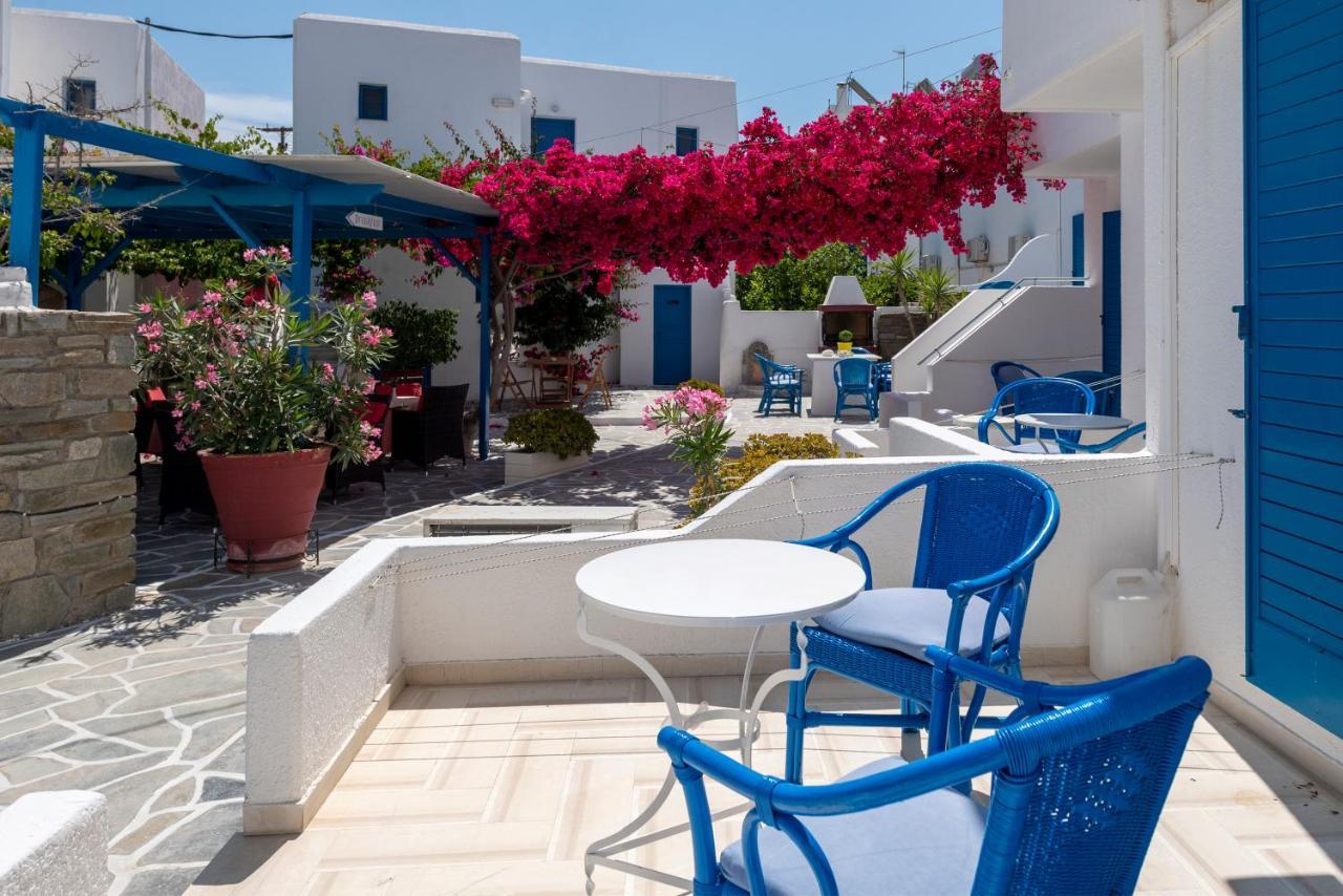 Ayeri Hotel Парос Екстериор снимка