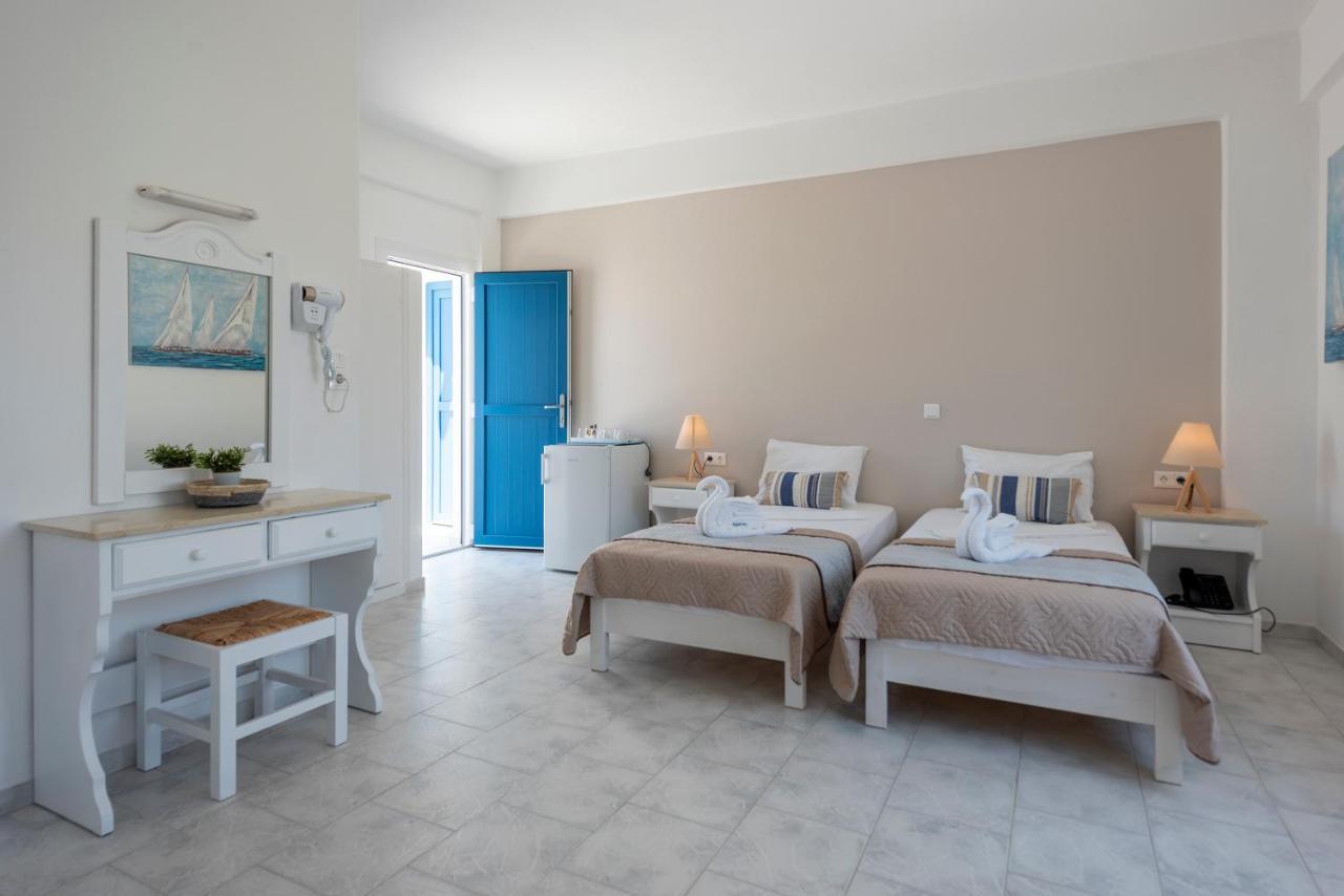 Ayeri Hotel Парос Екстериор снимка