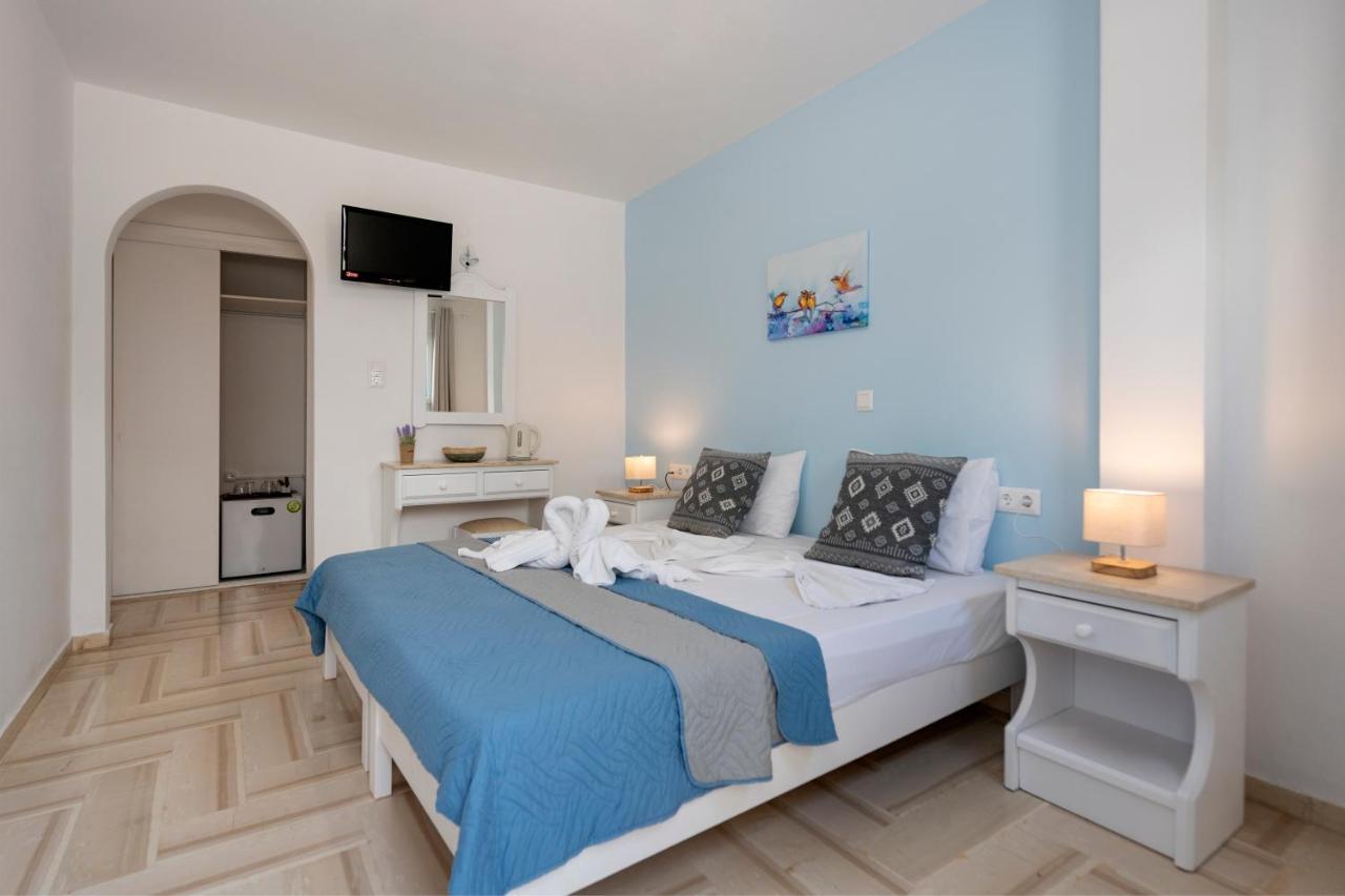 Ayeri Hotel Парос Екстериор снимка
