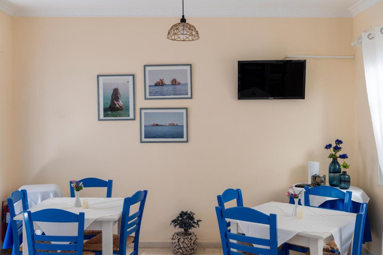 Ayeri Hotel Парос Екстериор снимка