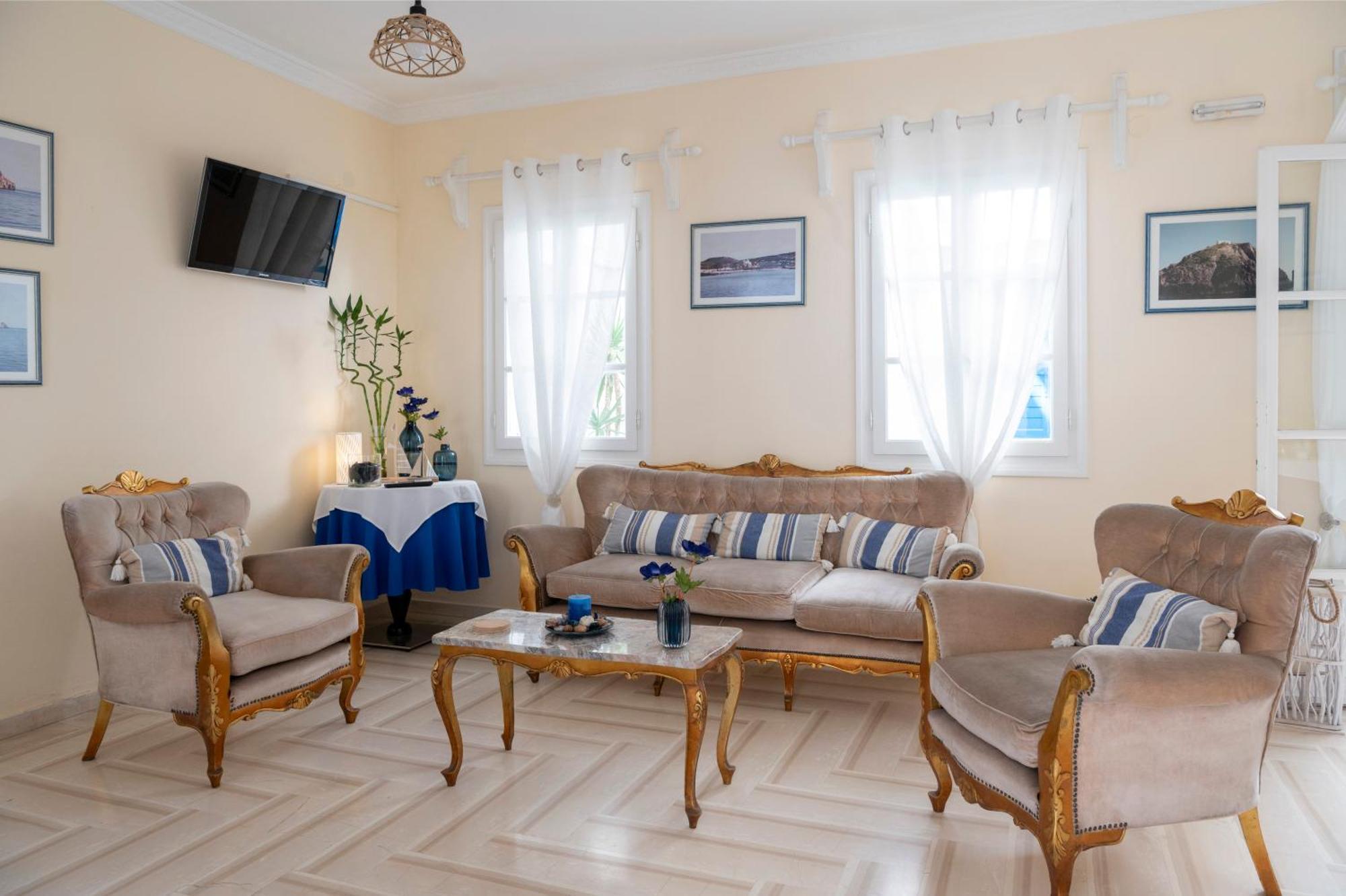 Ayeri Hotel Парос Екстериор снимка